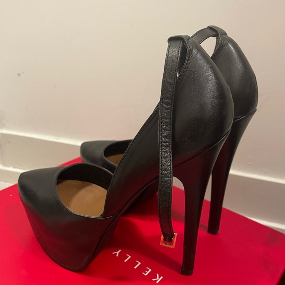 Steve Madden seriously high heels ☺️ - Picture 2 of 4